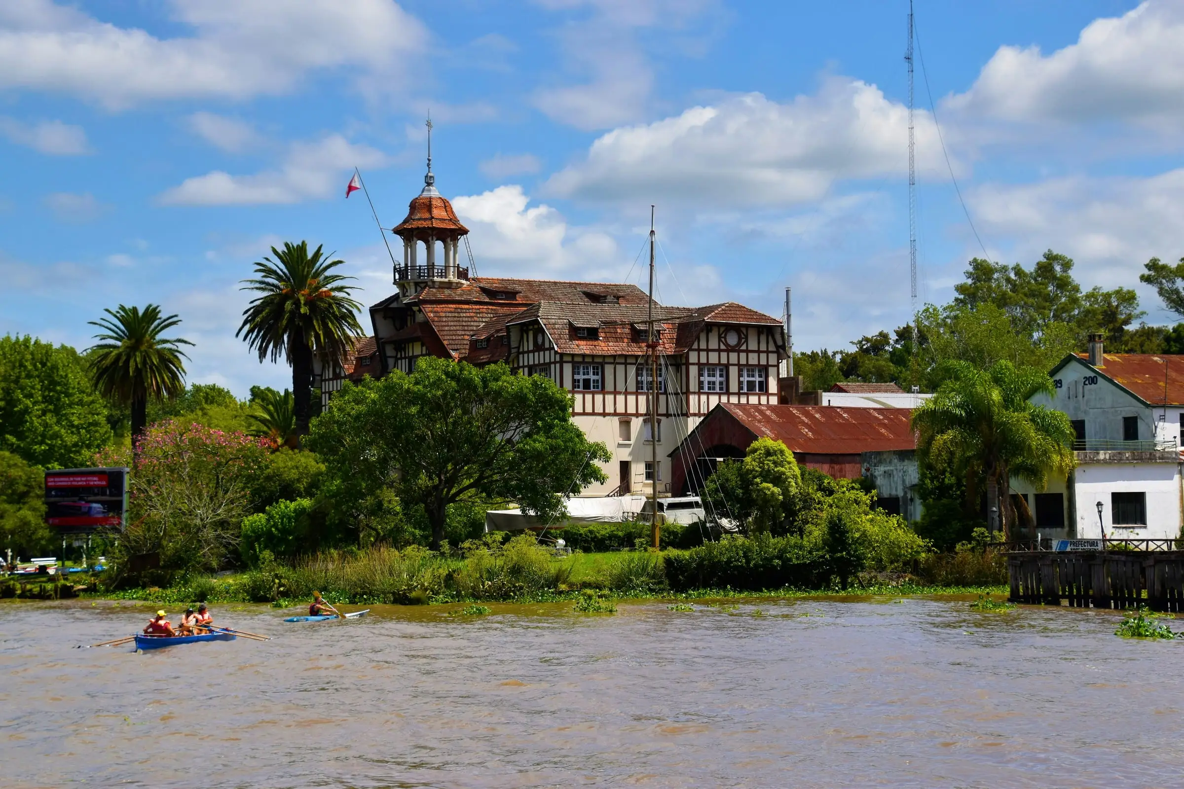 Tigre Delta riverfront and riverside architecture