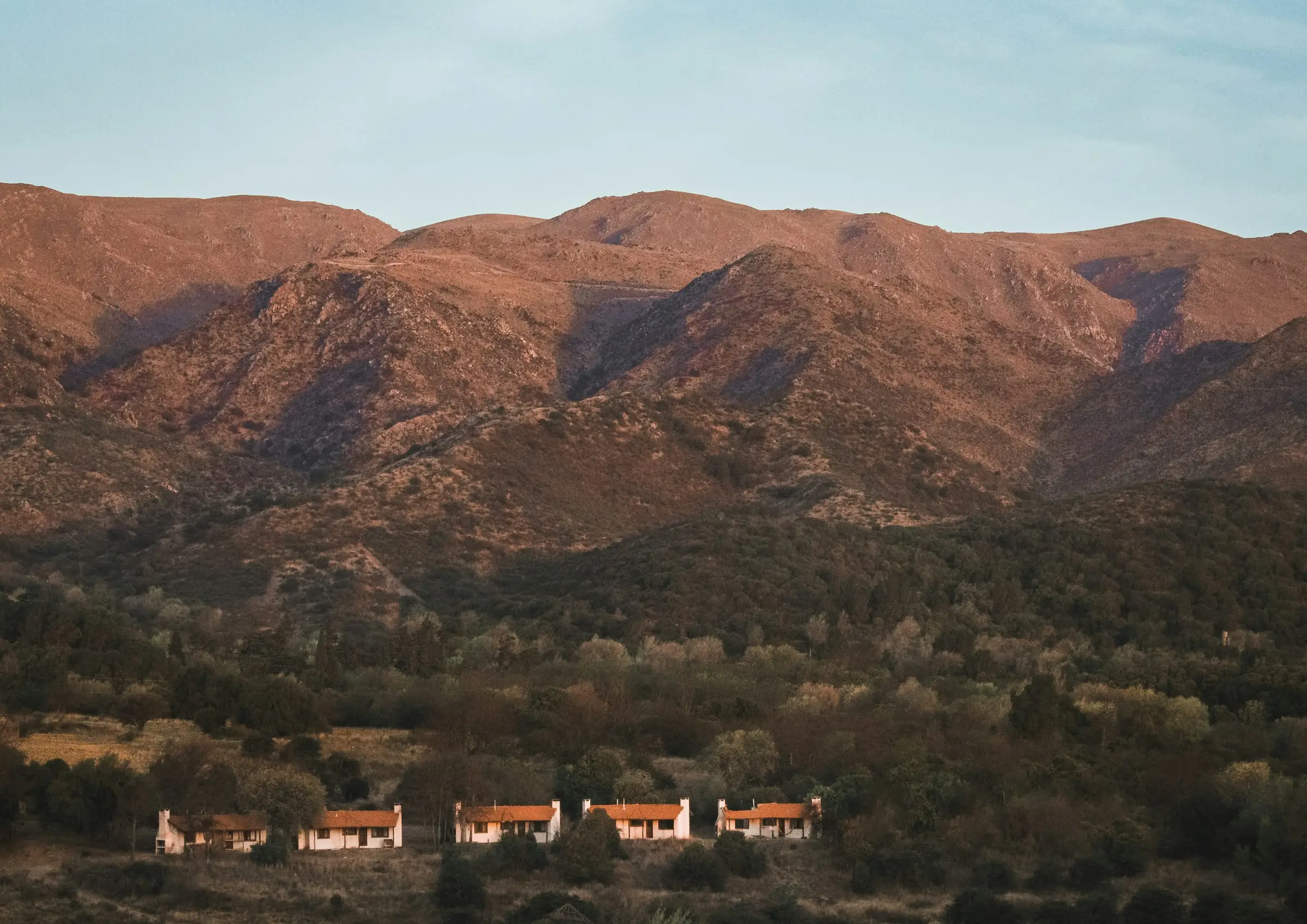 Córdoba hills and houses at dusk